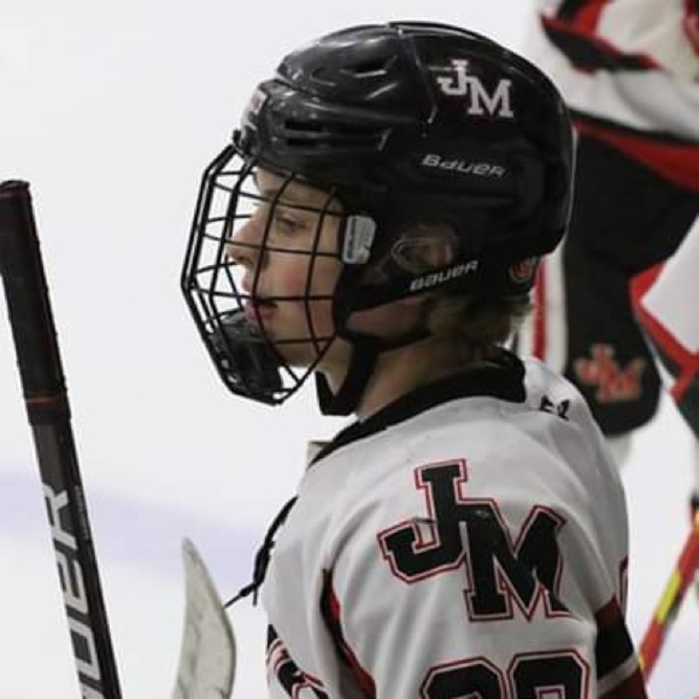 Meet your Posher, Carson